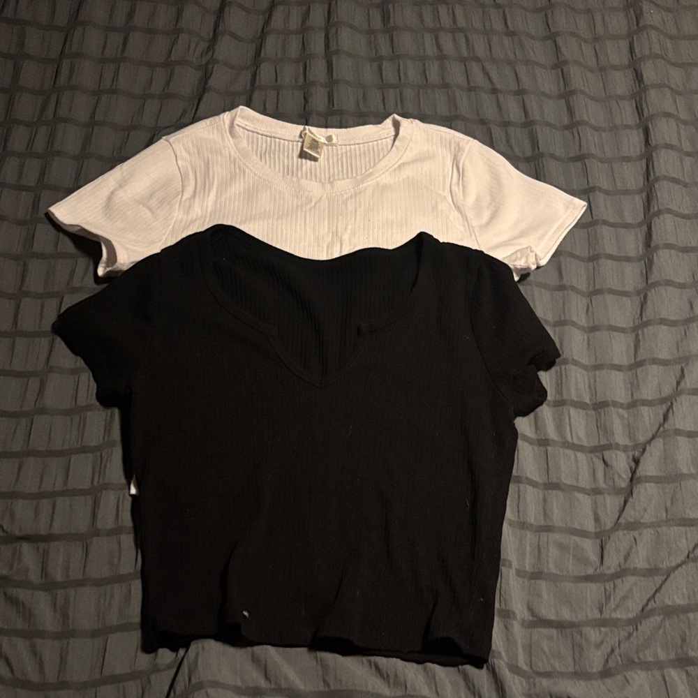 Bozzolo Black and White Short Sleeve Tees